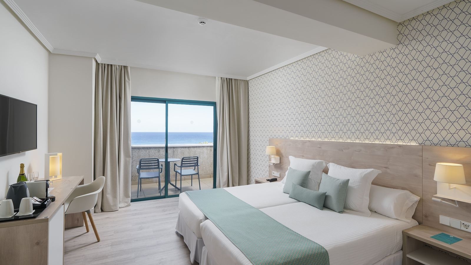 rooms-my-favorite-club-double-ocean-view