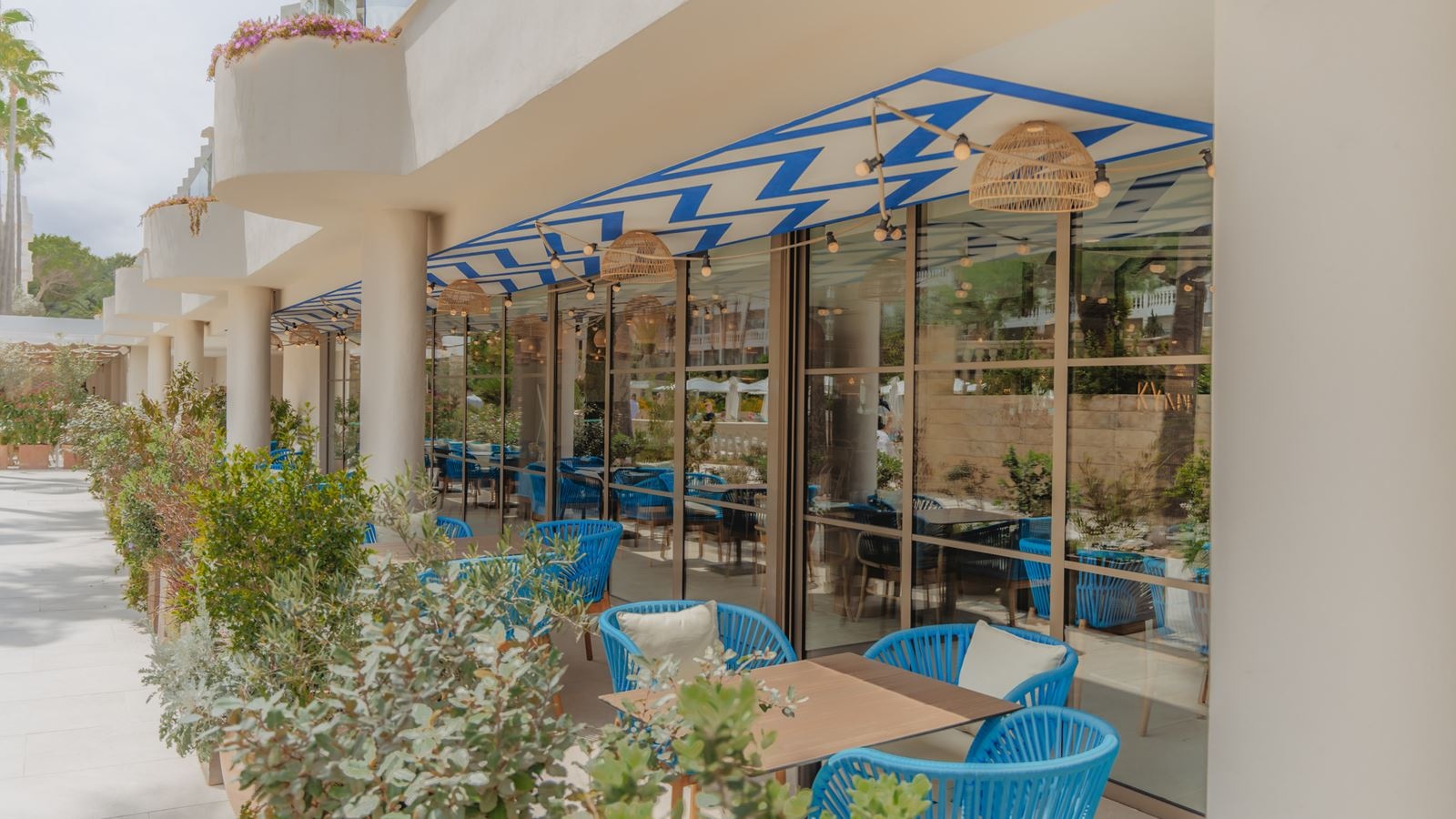 restaurants-restaurants