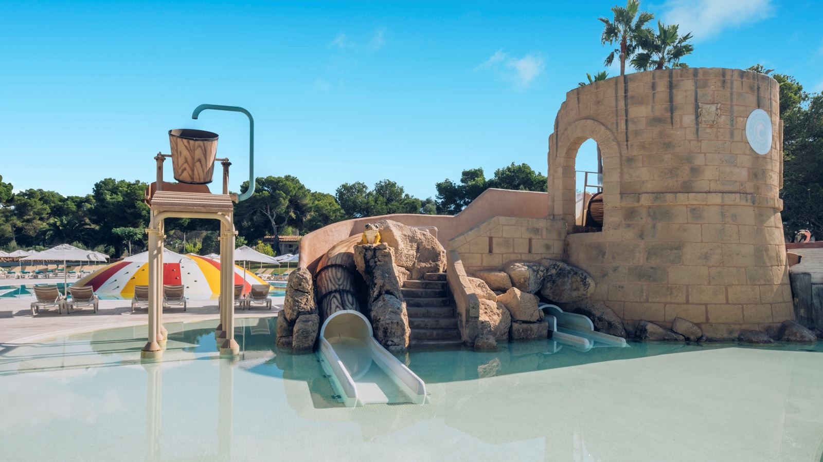 pools-outdoor-childrens-pool