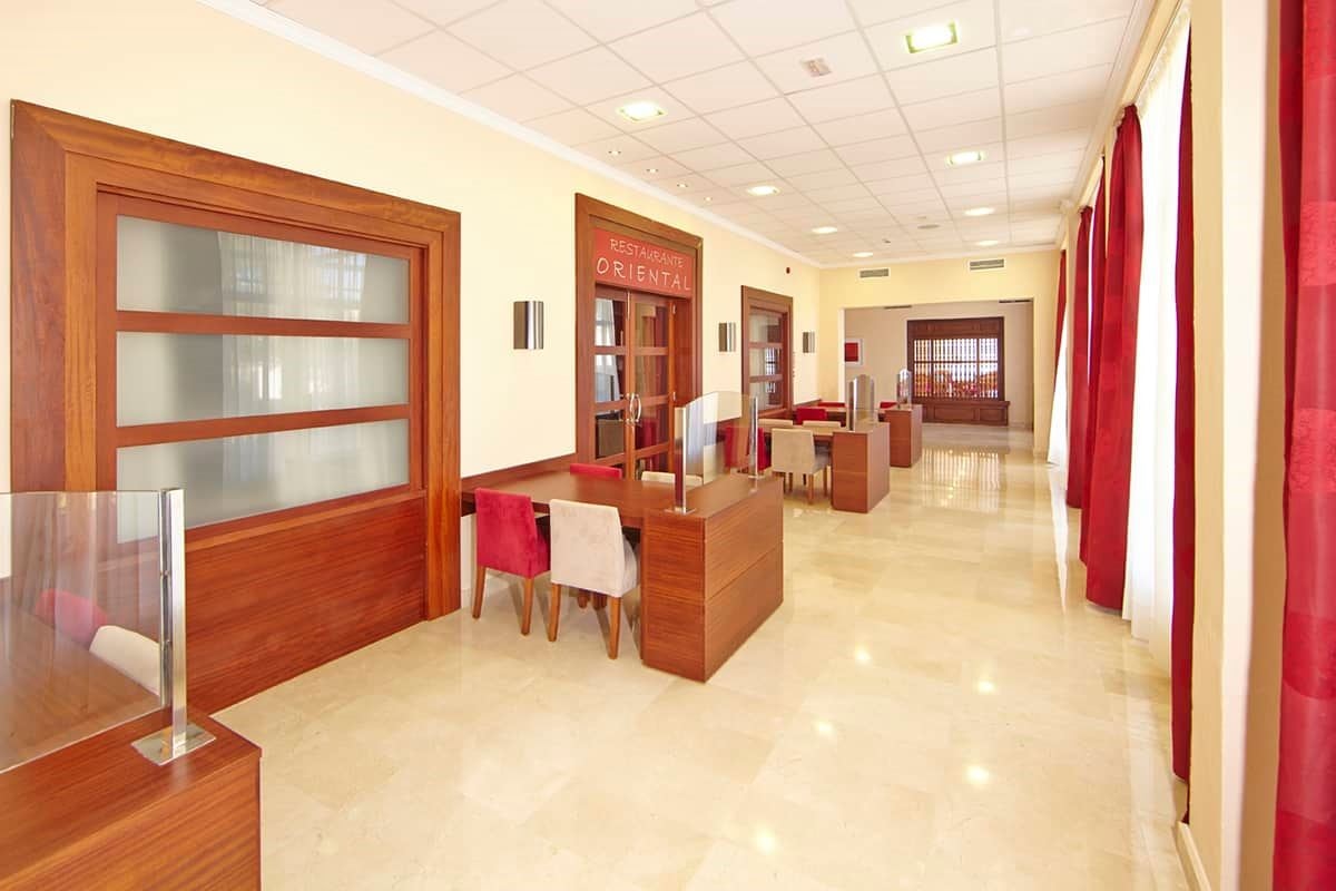 restaurants-restaurants