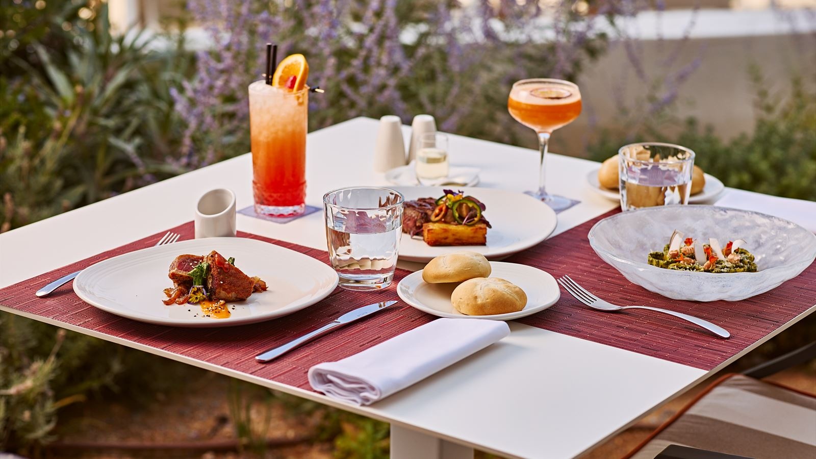 restaurants-restaurants