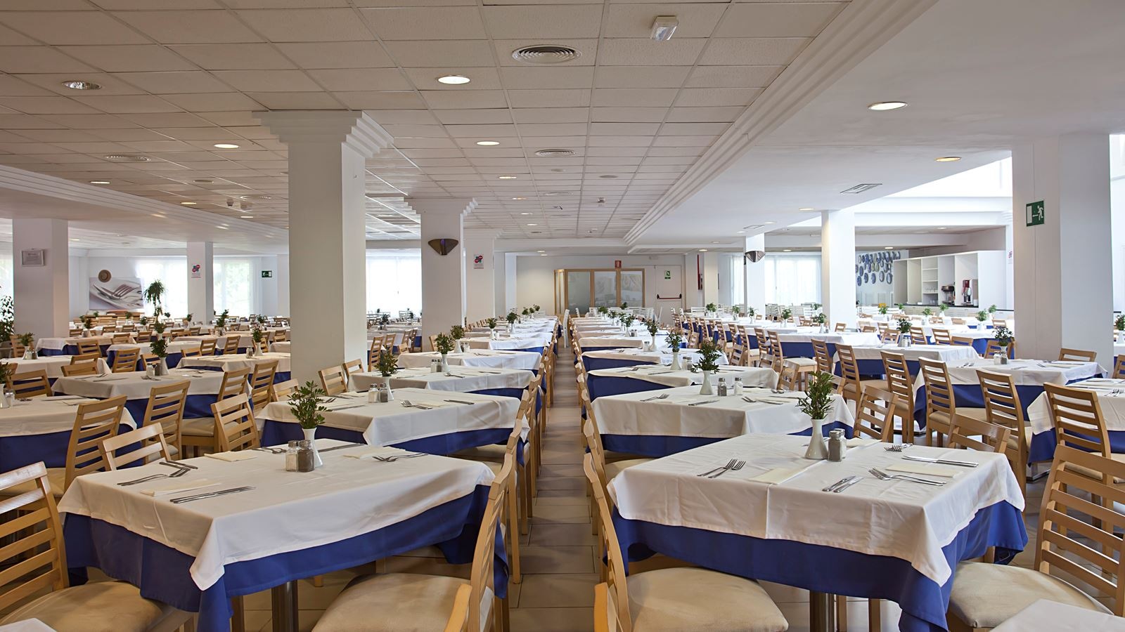 restaurants-main-restaurant