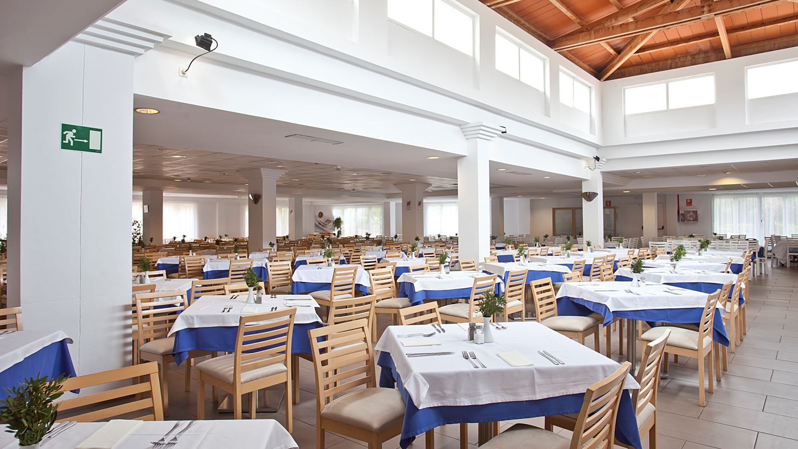 restaurants-main-restaurant