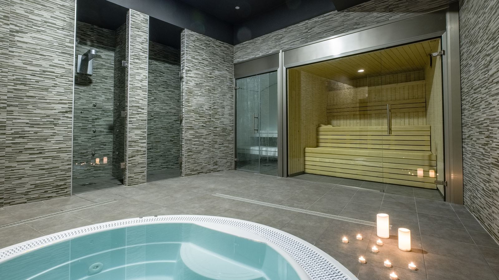 pools-indoor-pool