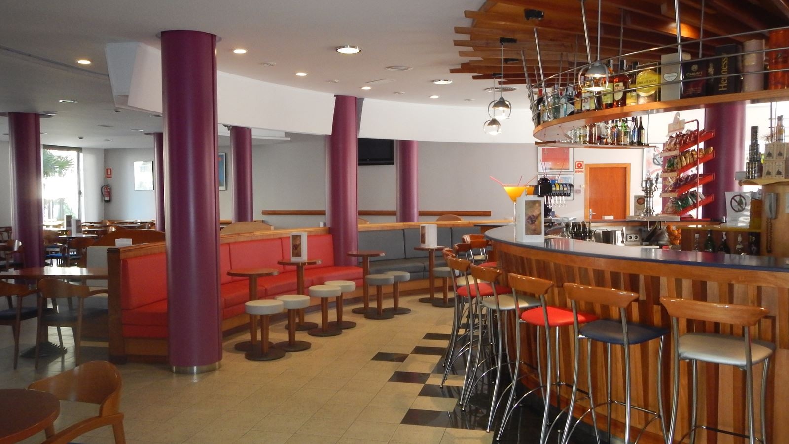 bars-pool-bar