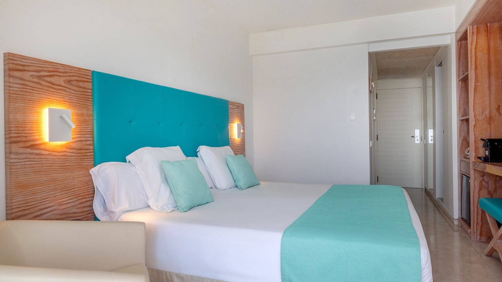 rooms-my-favorite-club-double-superior-frontal-sea-view-balcony-or-terrace