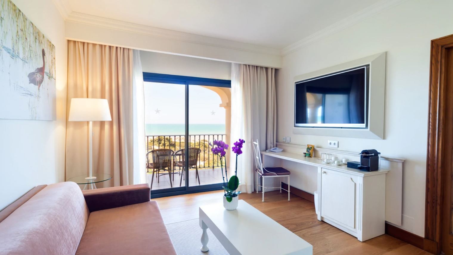 rooms-suite-sea-beachfront