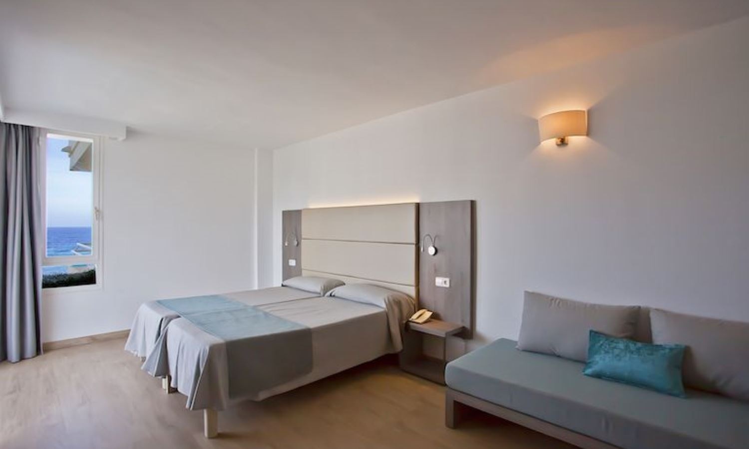 rooms-studio-seaview