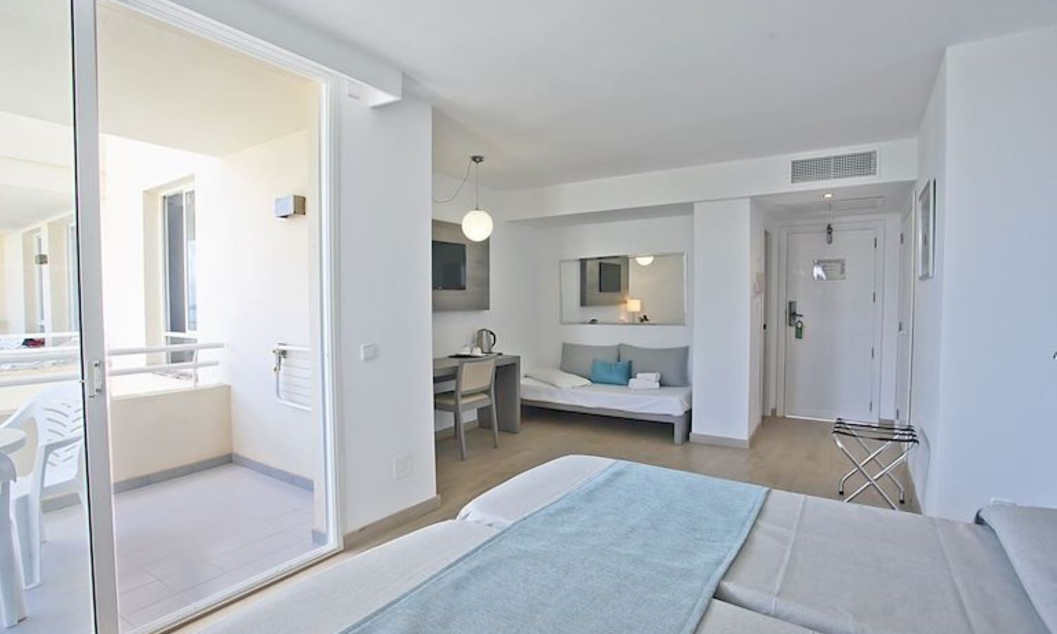 rooms-double-room-sea-view