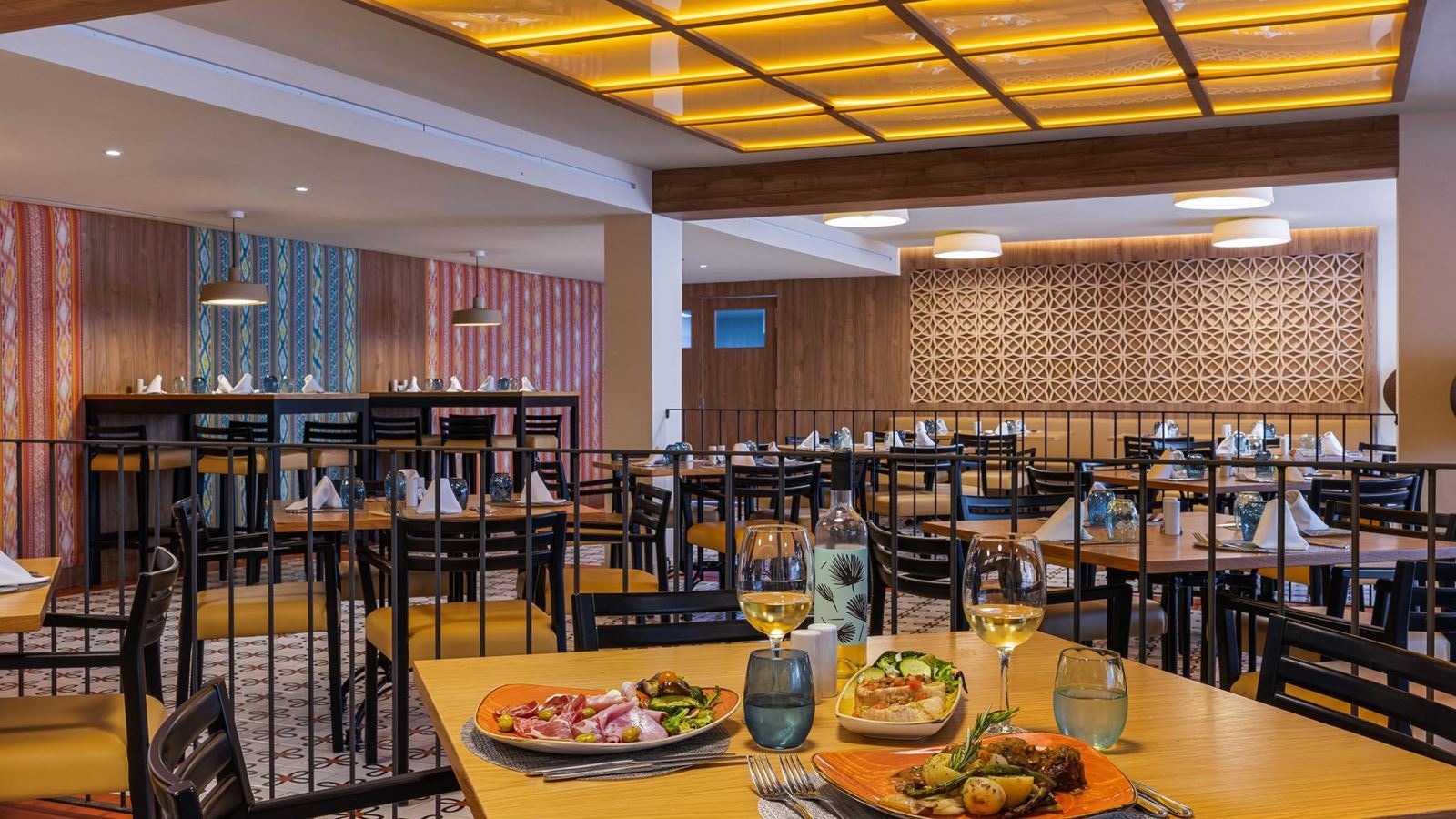 restaurants-trattoria-la-bella-vita