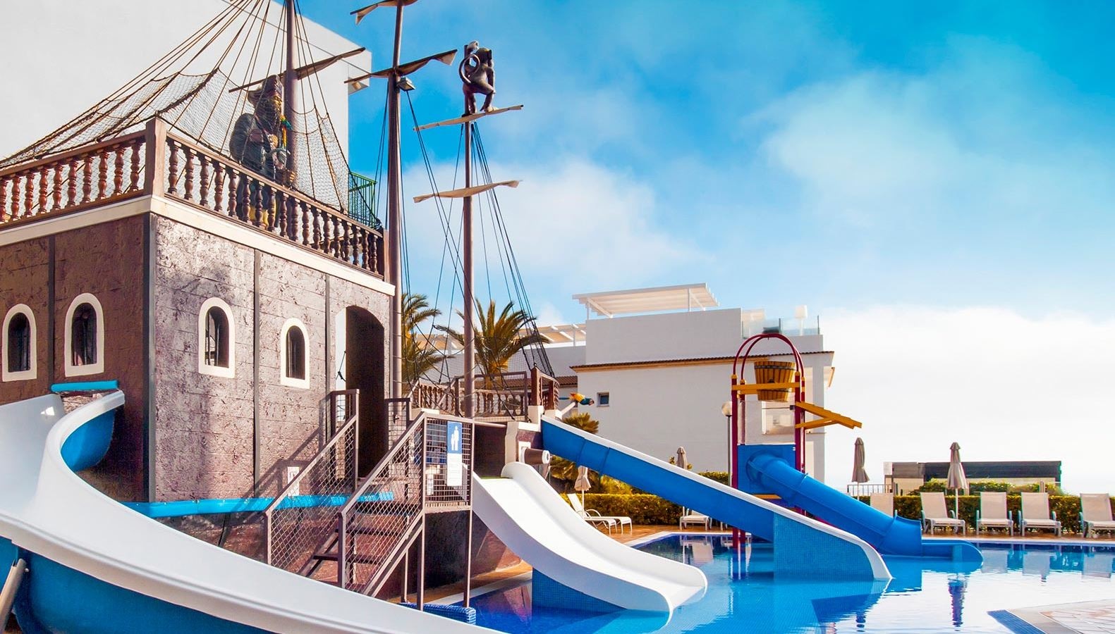 pools-outdoor-childrens-pool