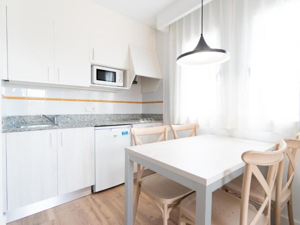 rooms-apartment-premium-balcony-or-terrace