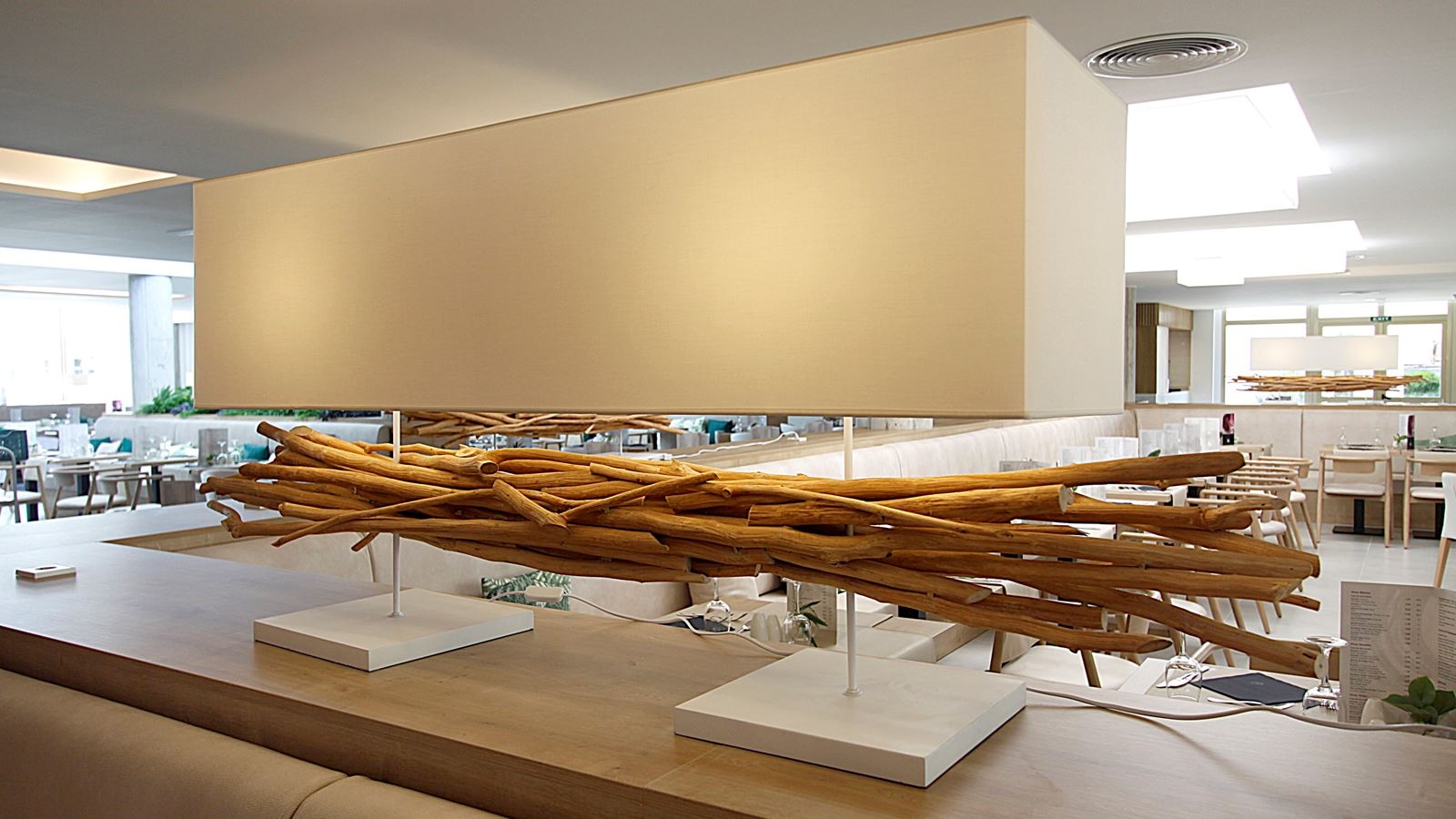 restaurants-pool-bar-olas