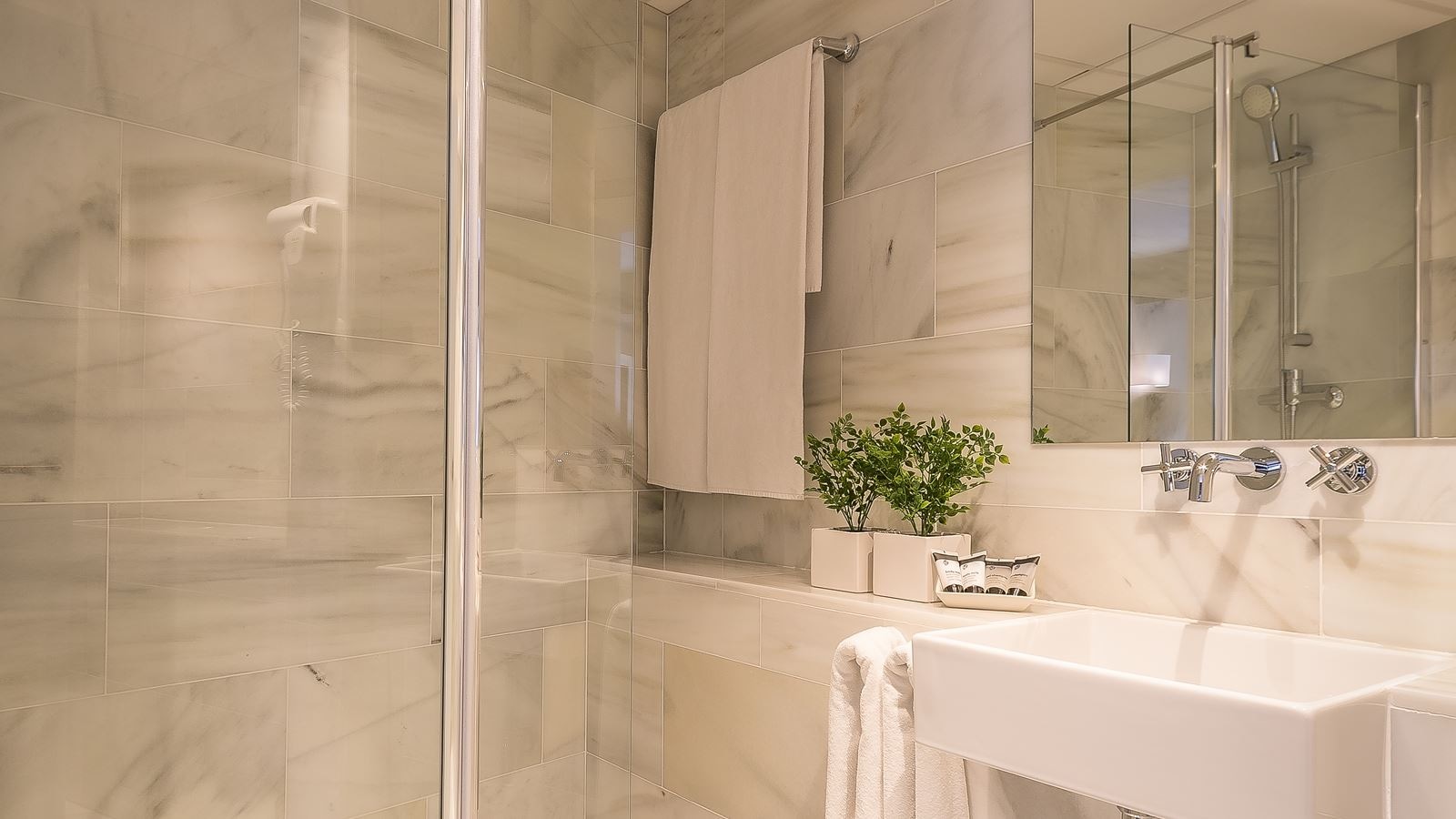 rooms-double-standard