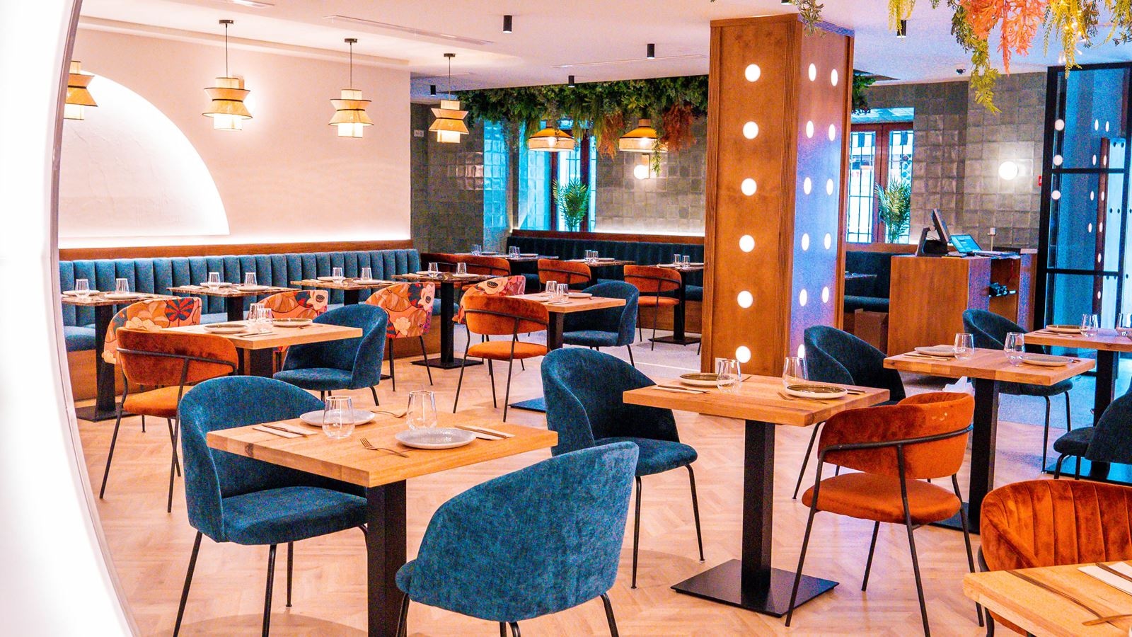 restaurants-restaurants