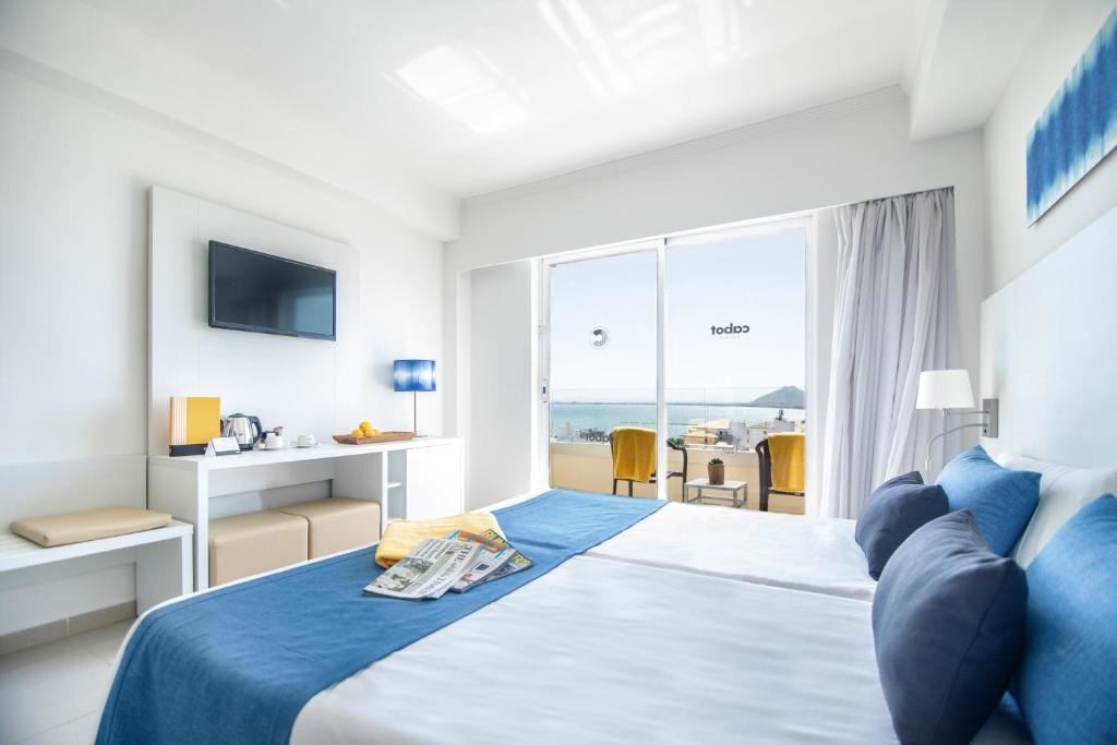 rooms-twin-room-sea-view