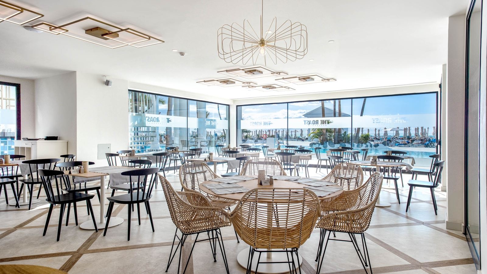 restaurants-the-roast