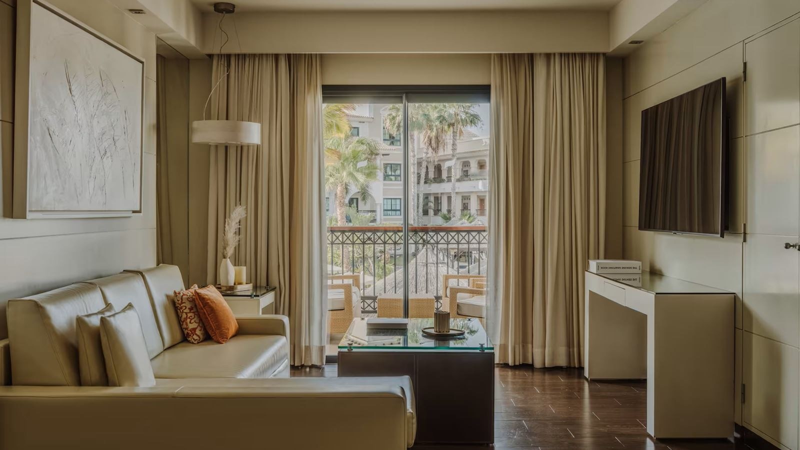 rooms-one-bedroom-suite