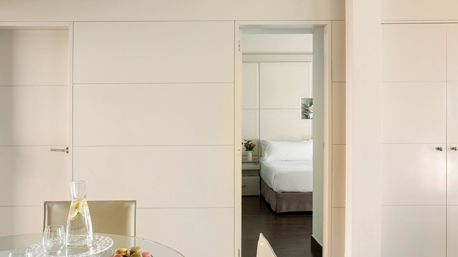 rooms-red-level--suite-resort-view