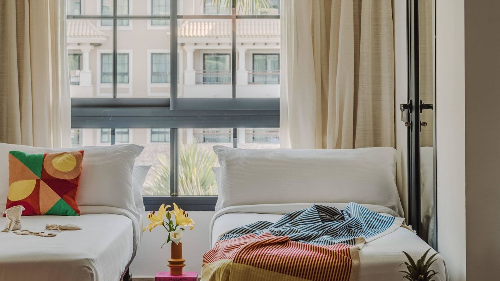 rooms-double-deluxe-family