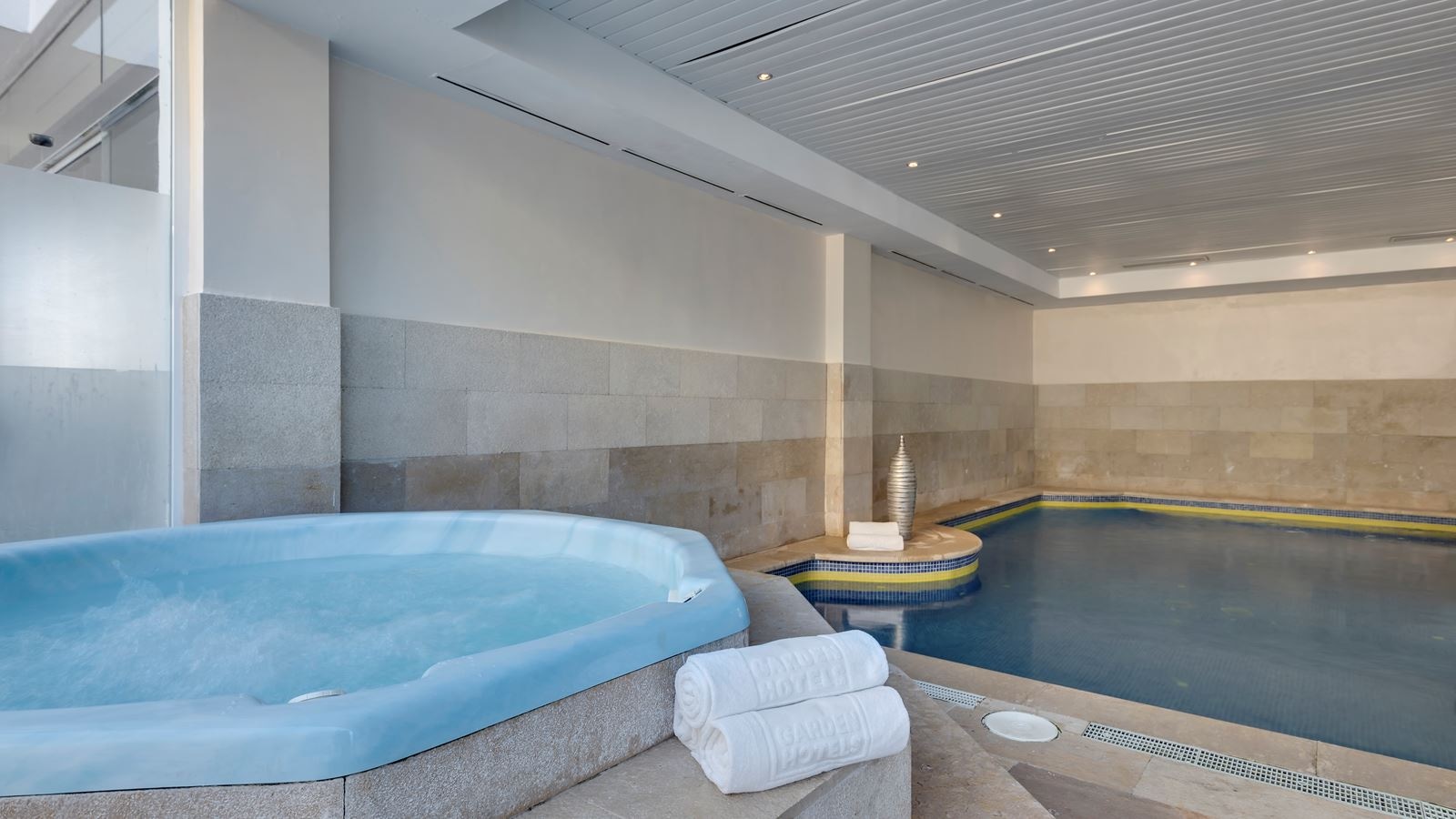 pools-indoor-pool