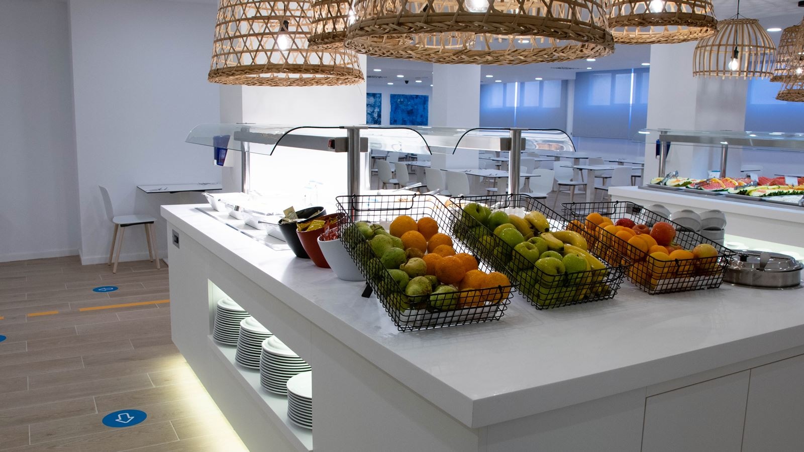 restaurants-restaurant