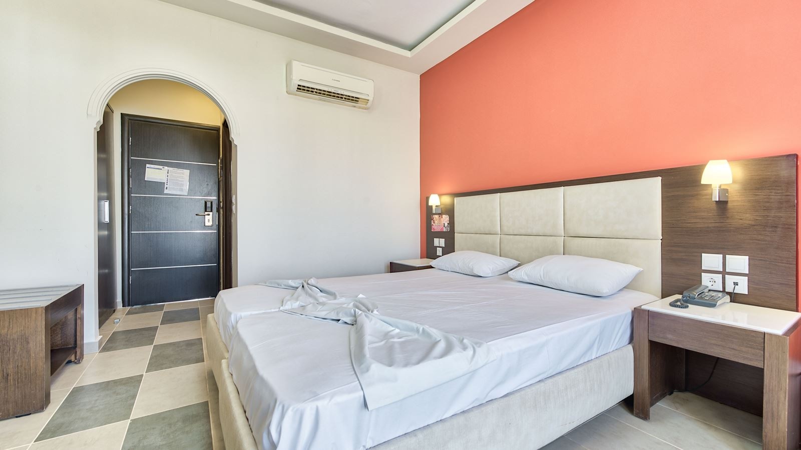 rooms-twin-standard-room