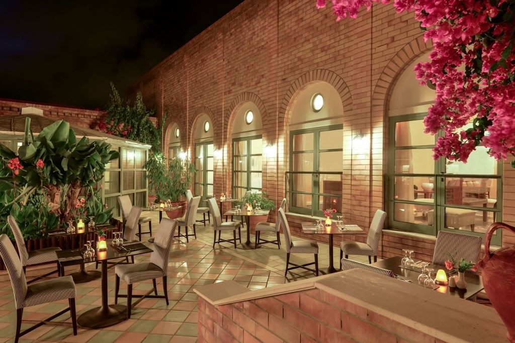 restaurants-pergola-restaurant