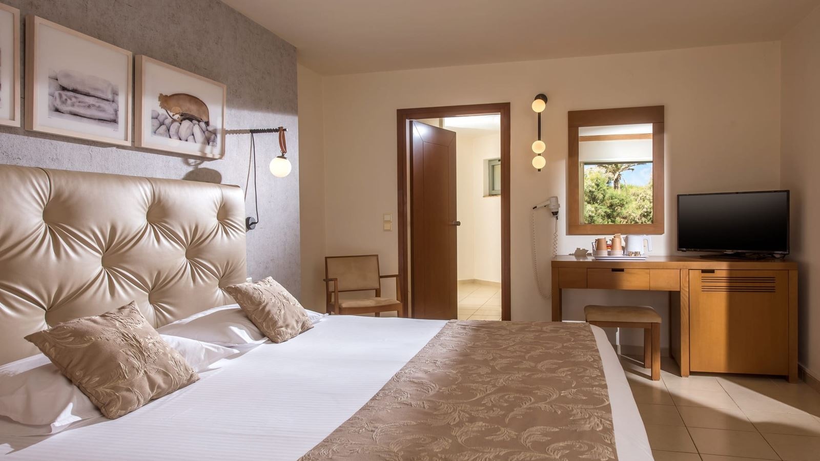 rooms-double-garden-view