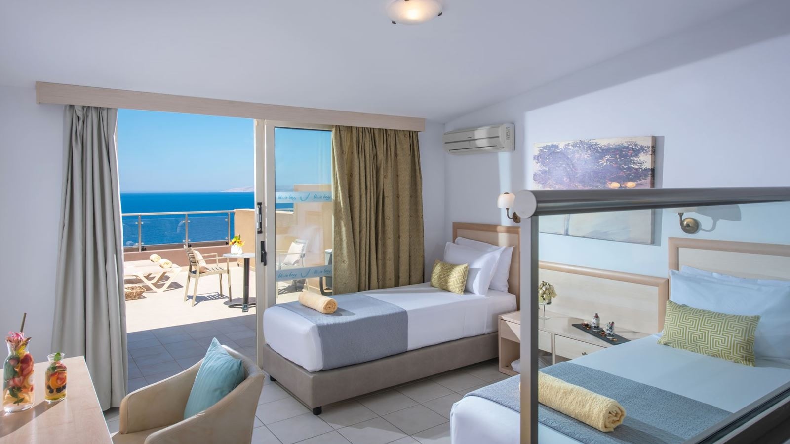 rooms-suite-2-bedrooms-sea-view
