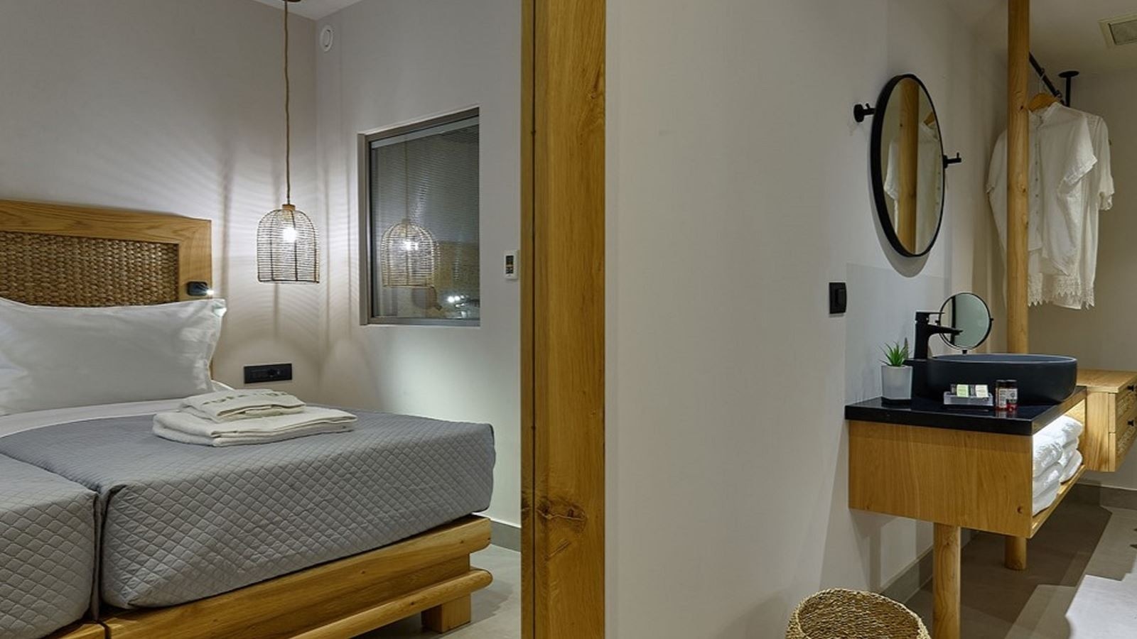 rooms-junior-suite-inland-view