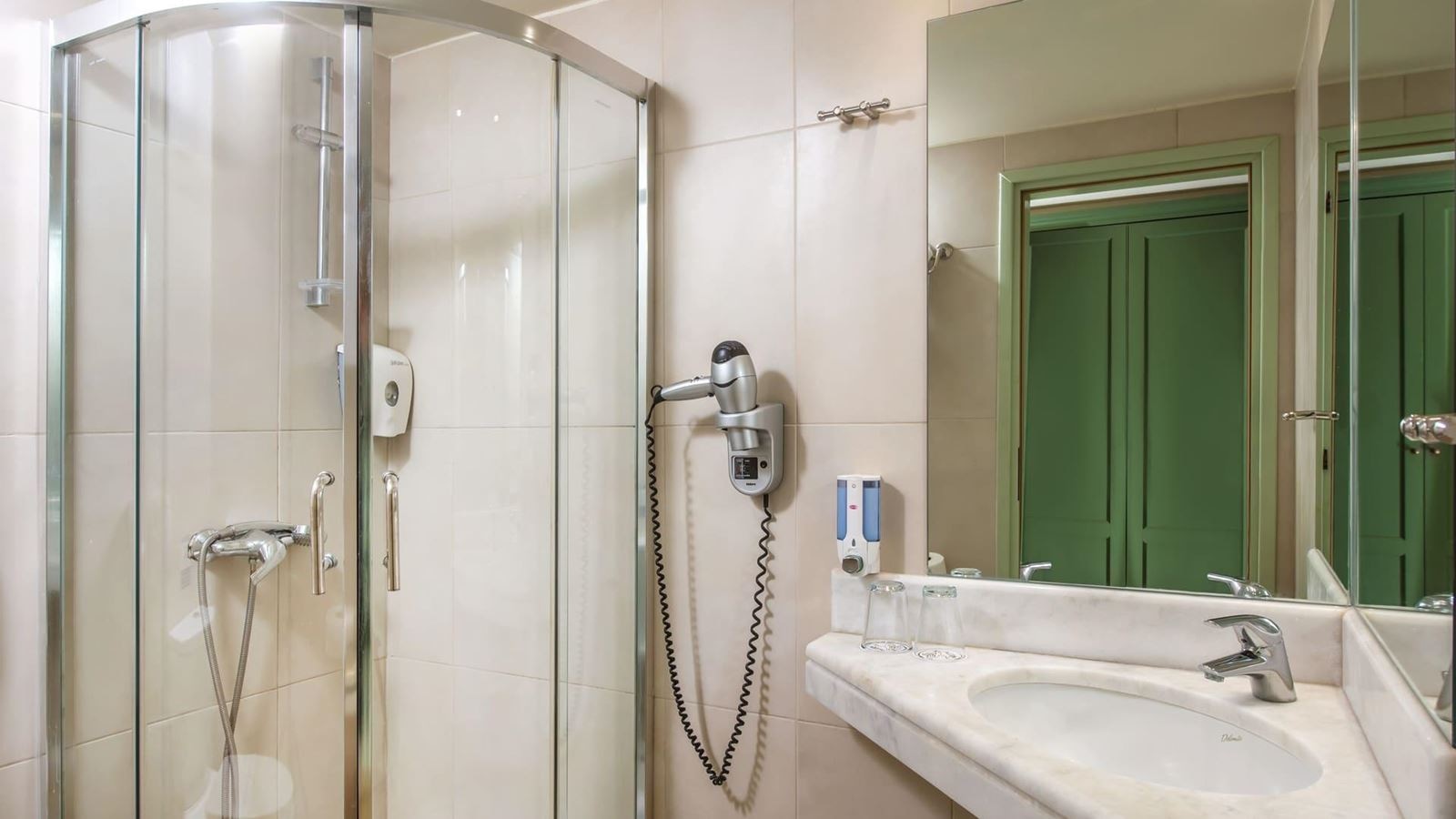 rooms-one-bedroom-suite