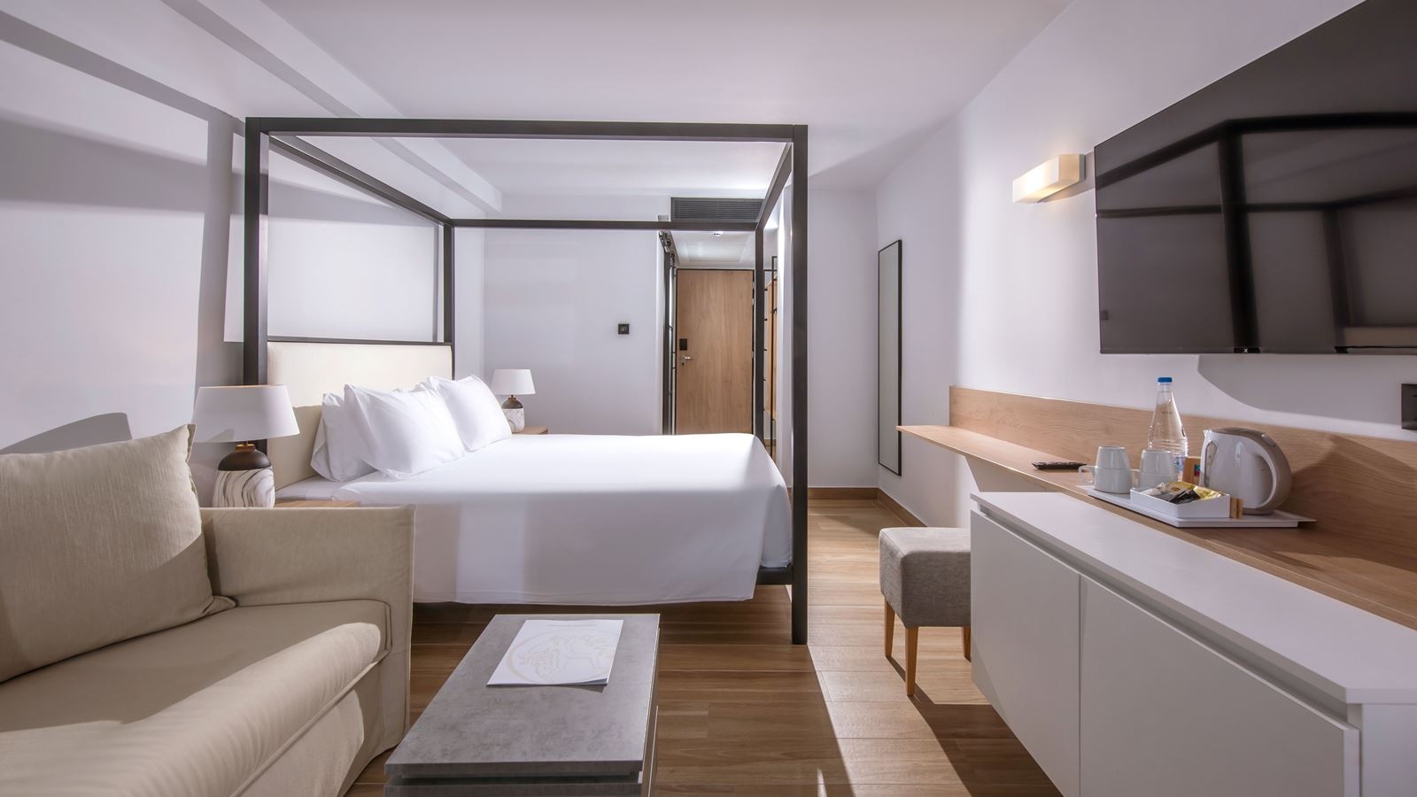 rooms-coral-room-double-balcony-or-terrace