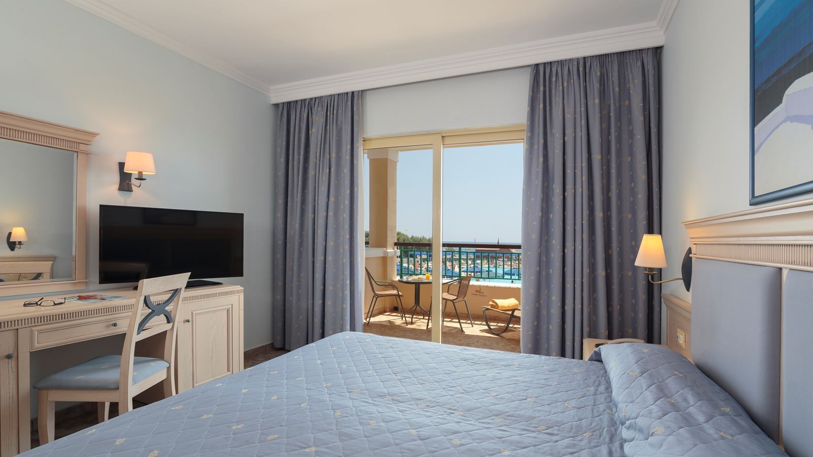 rooms-family-beach-front