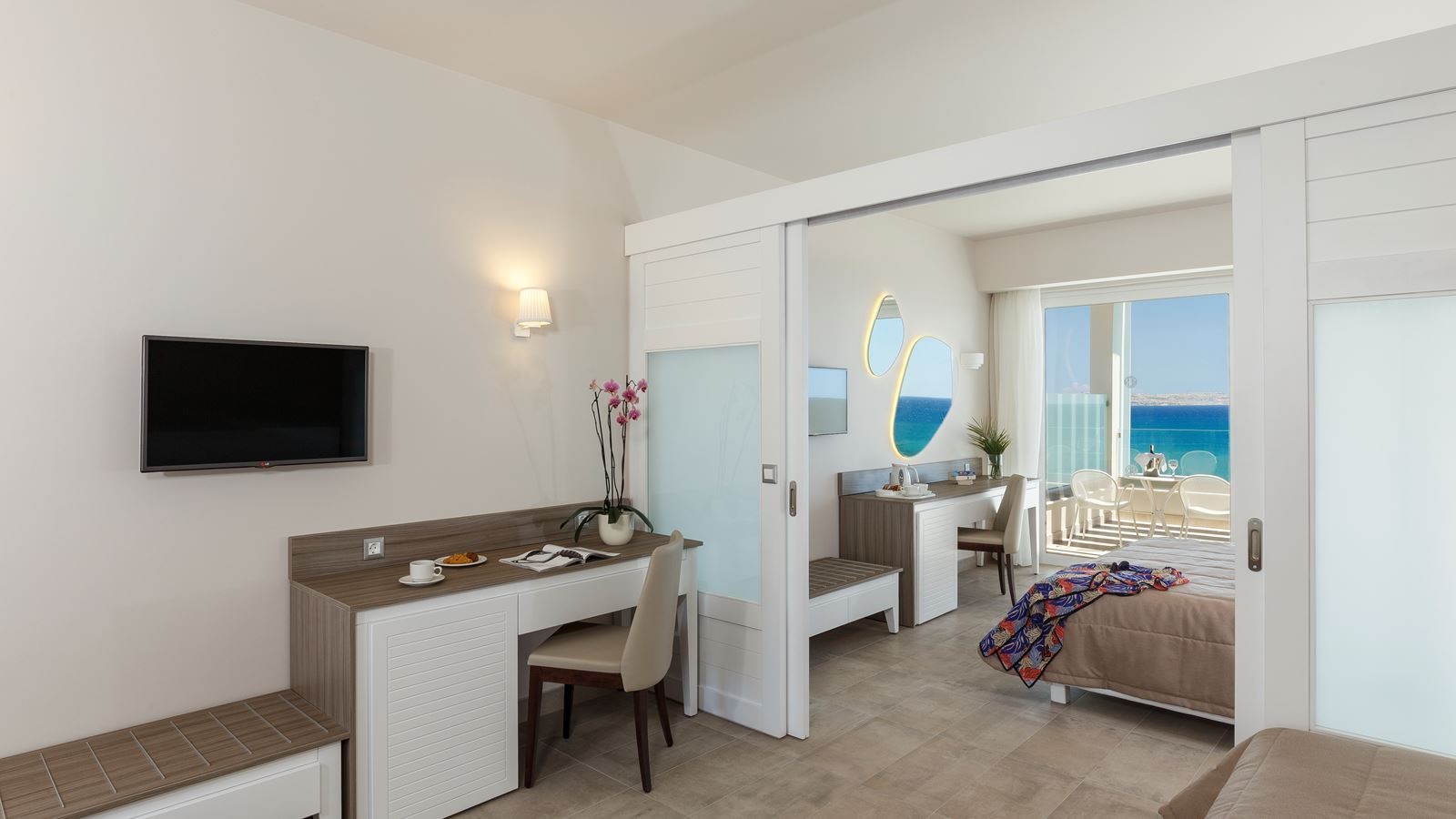 rooms-executive-family-room