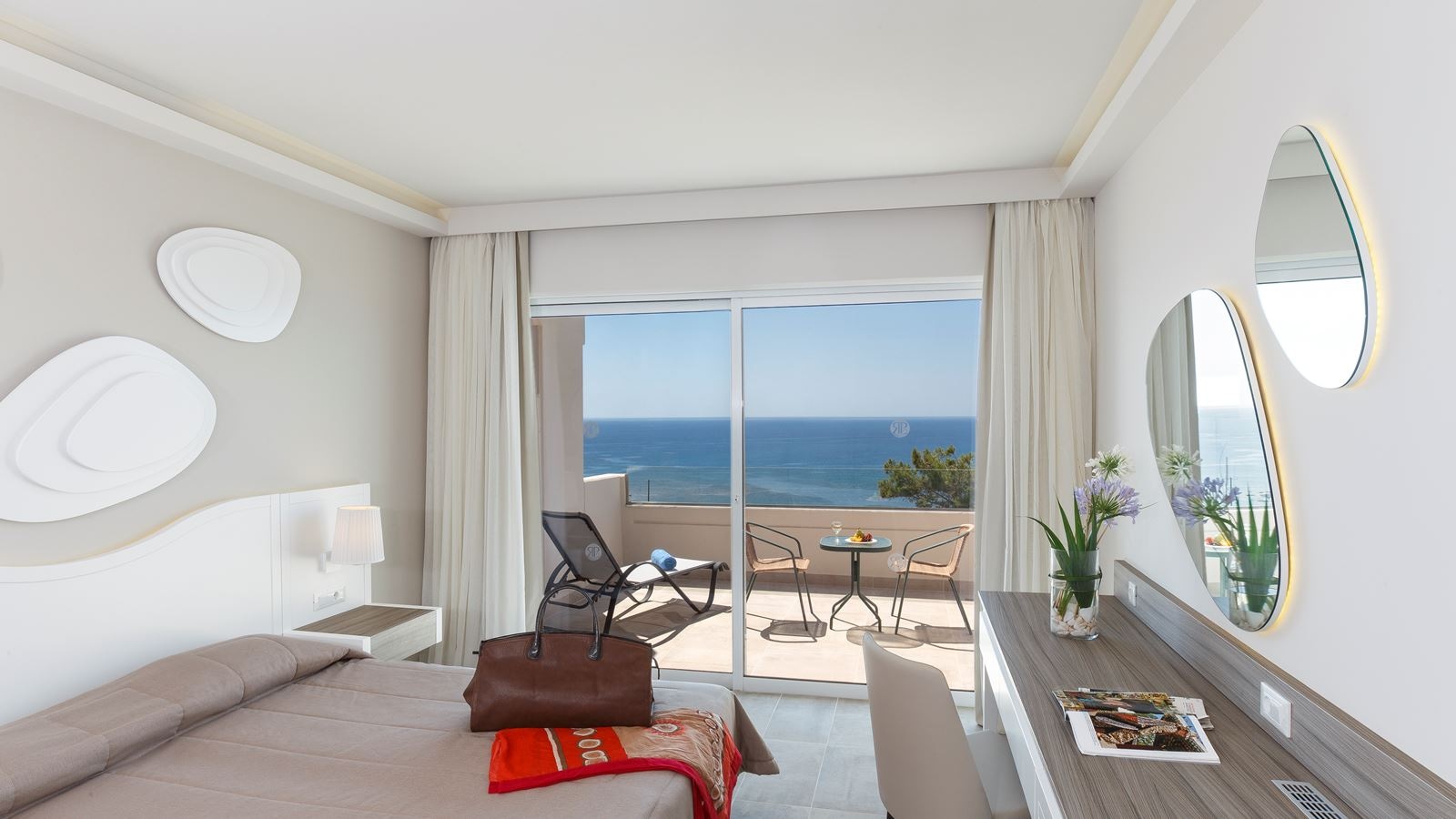 rooms-double-room-sea-view