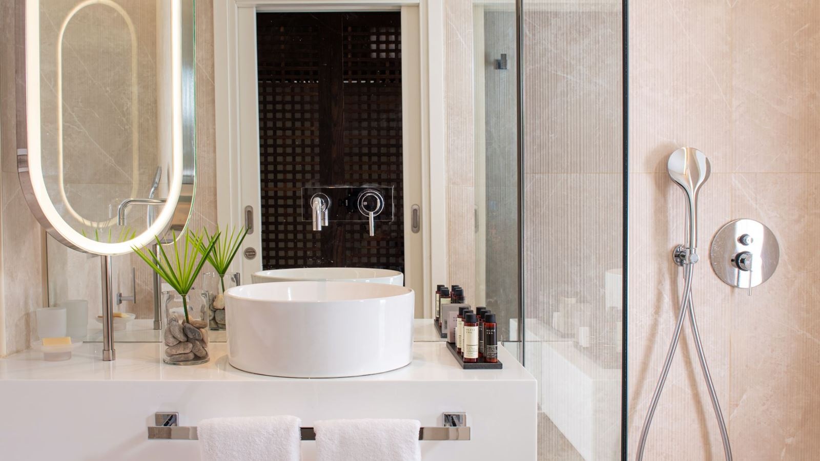 rooms-single-use-standard-room