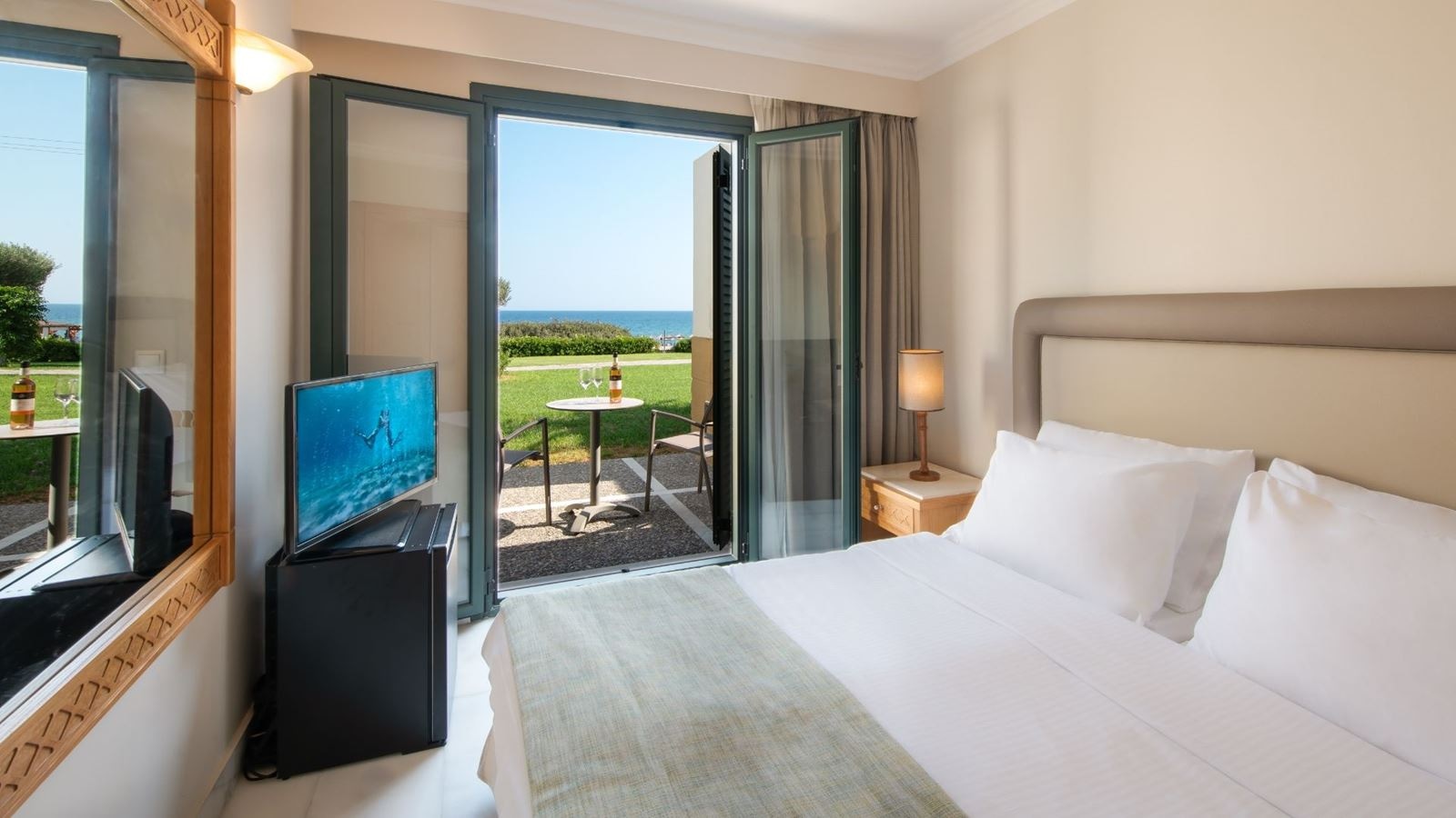 rooms-single-garden-view