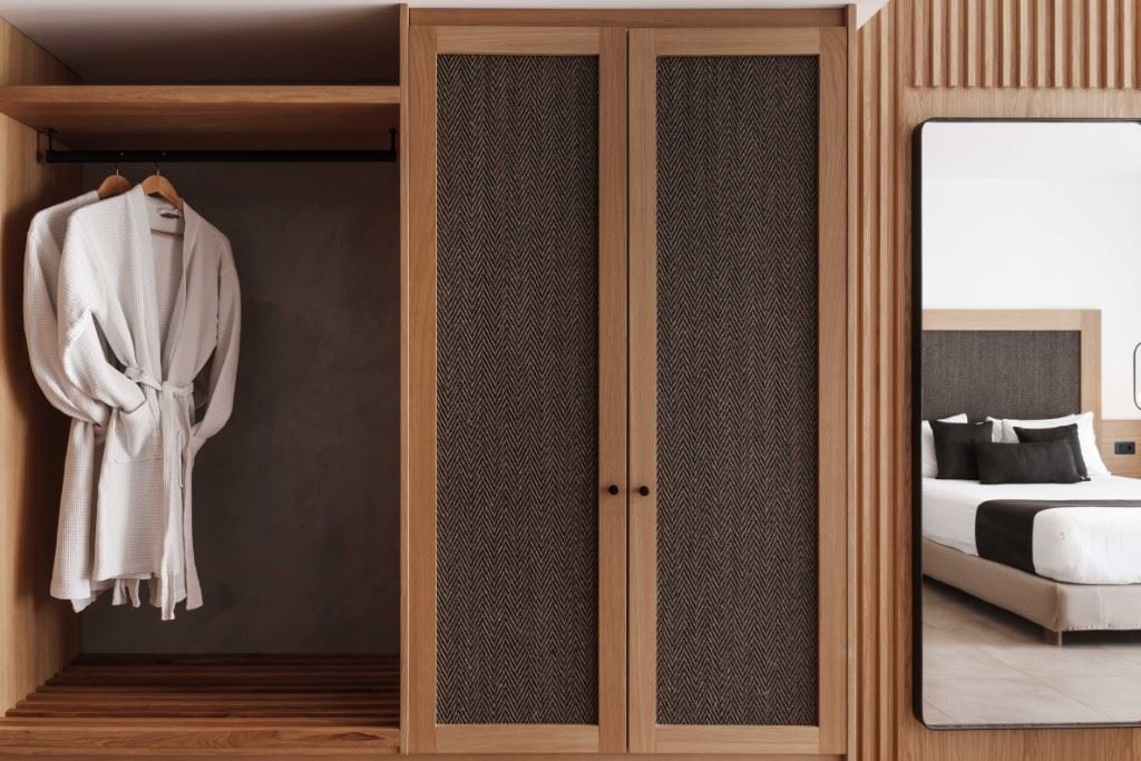 rooms-double-room-balcony-or-terrace