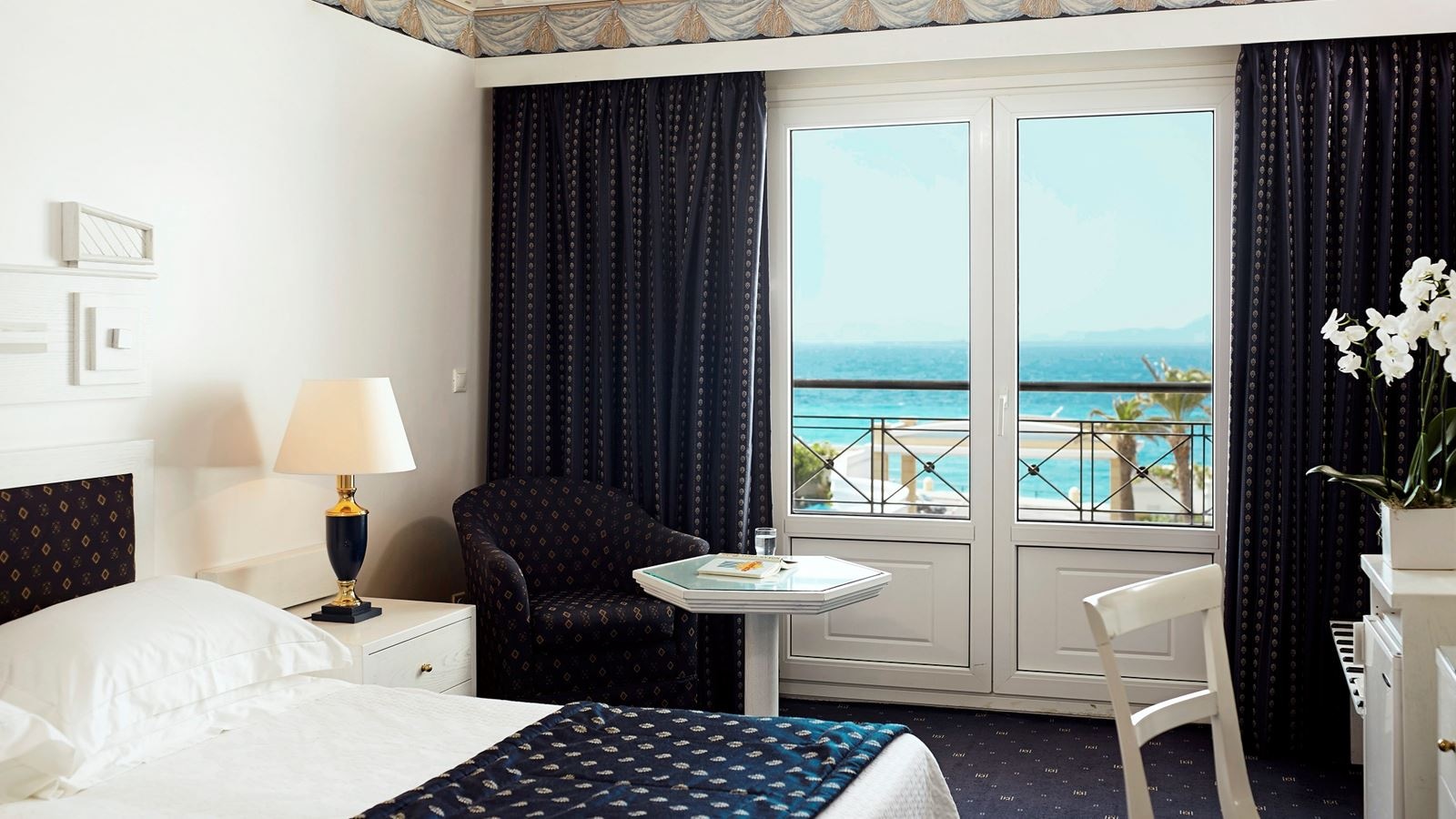rooms-twin-sea-view