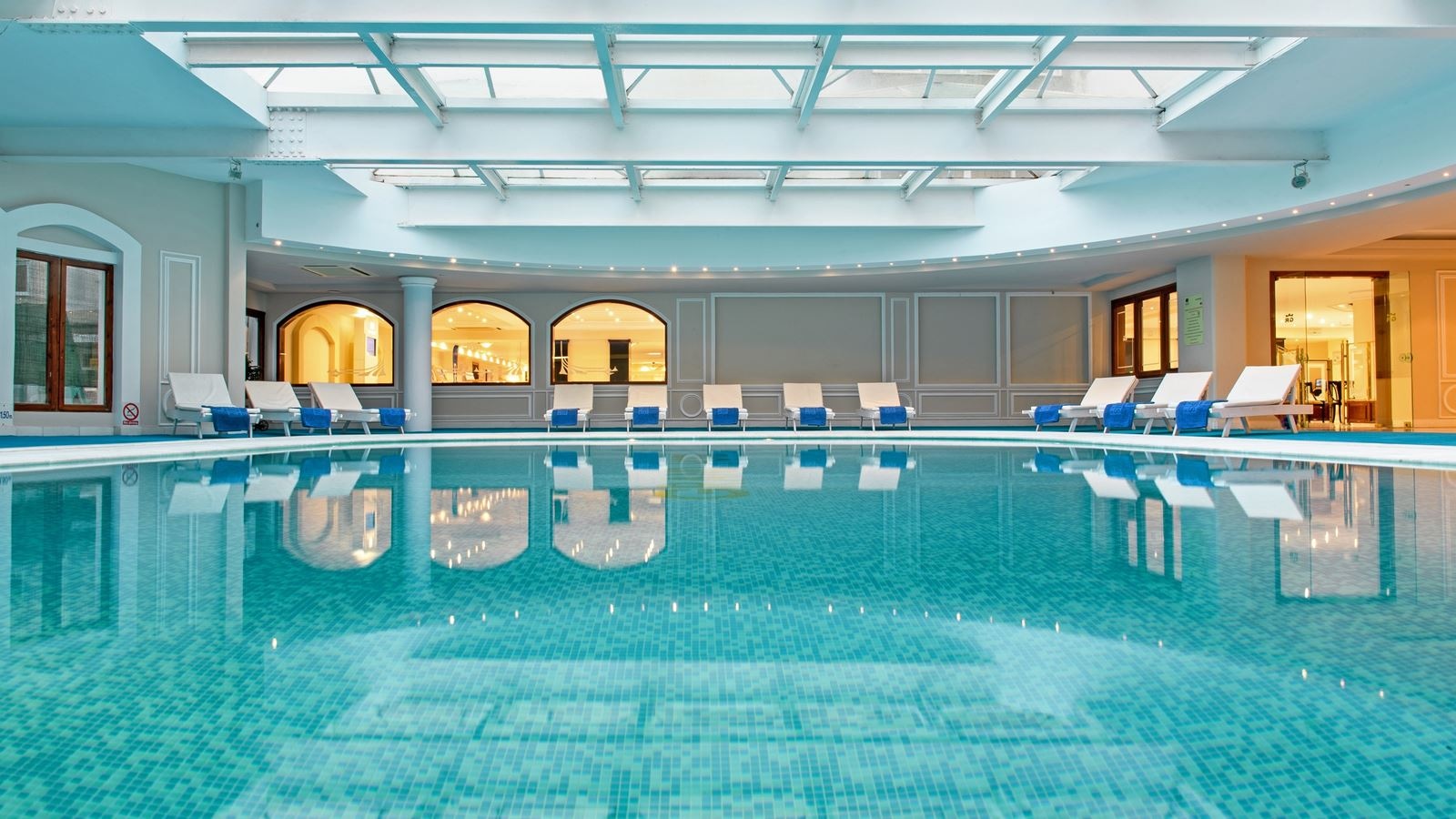 pools-indoor-pool