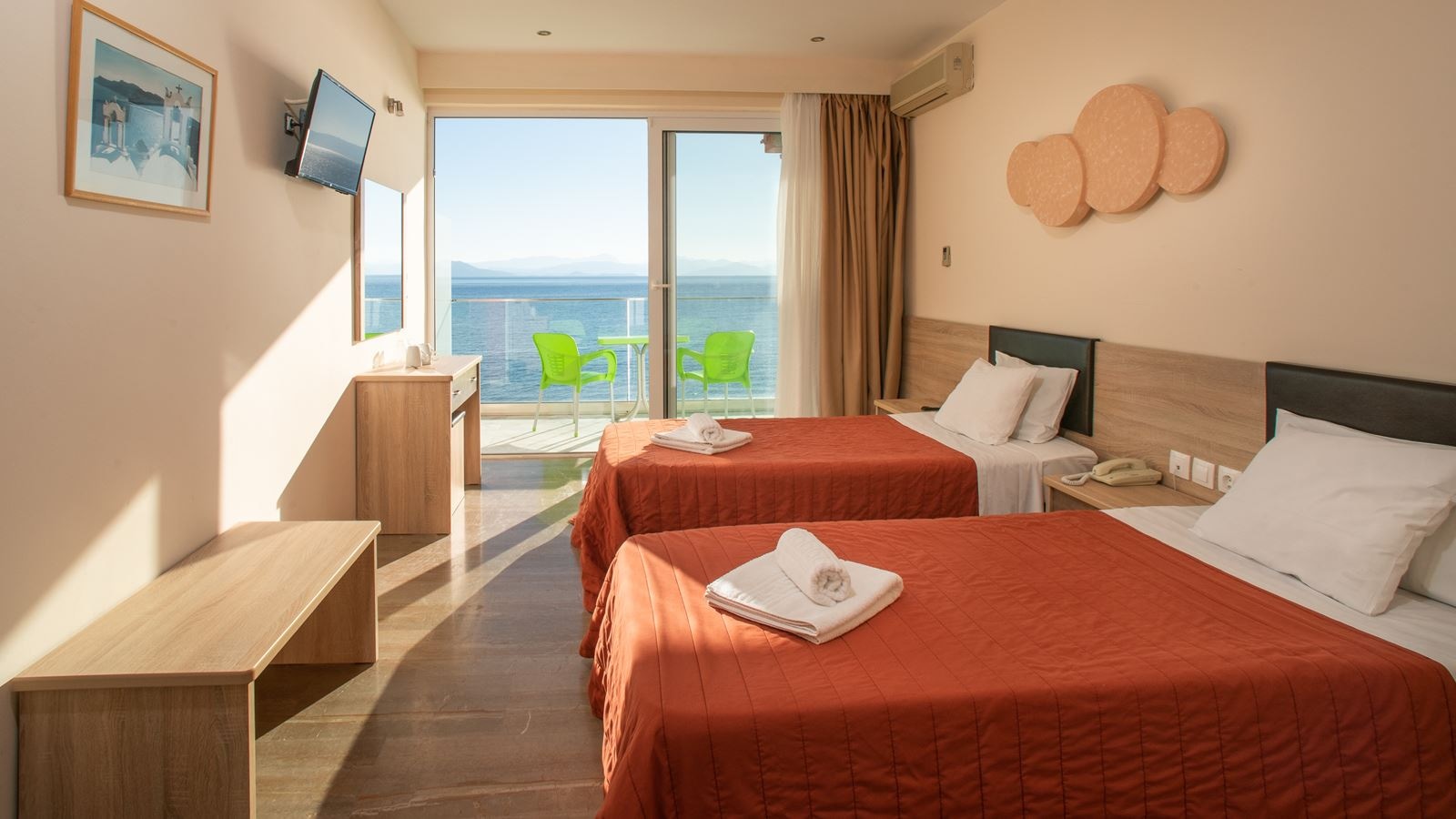 rooms-roon-double-seaview