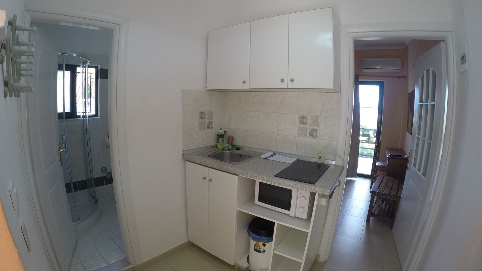 rooms-apartment-2-bedroom-4-pax
