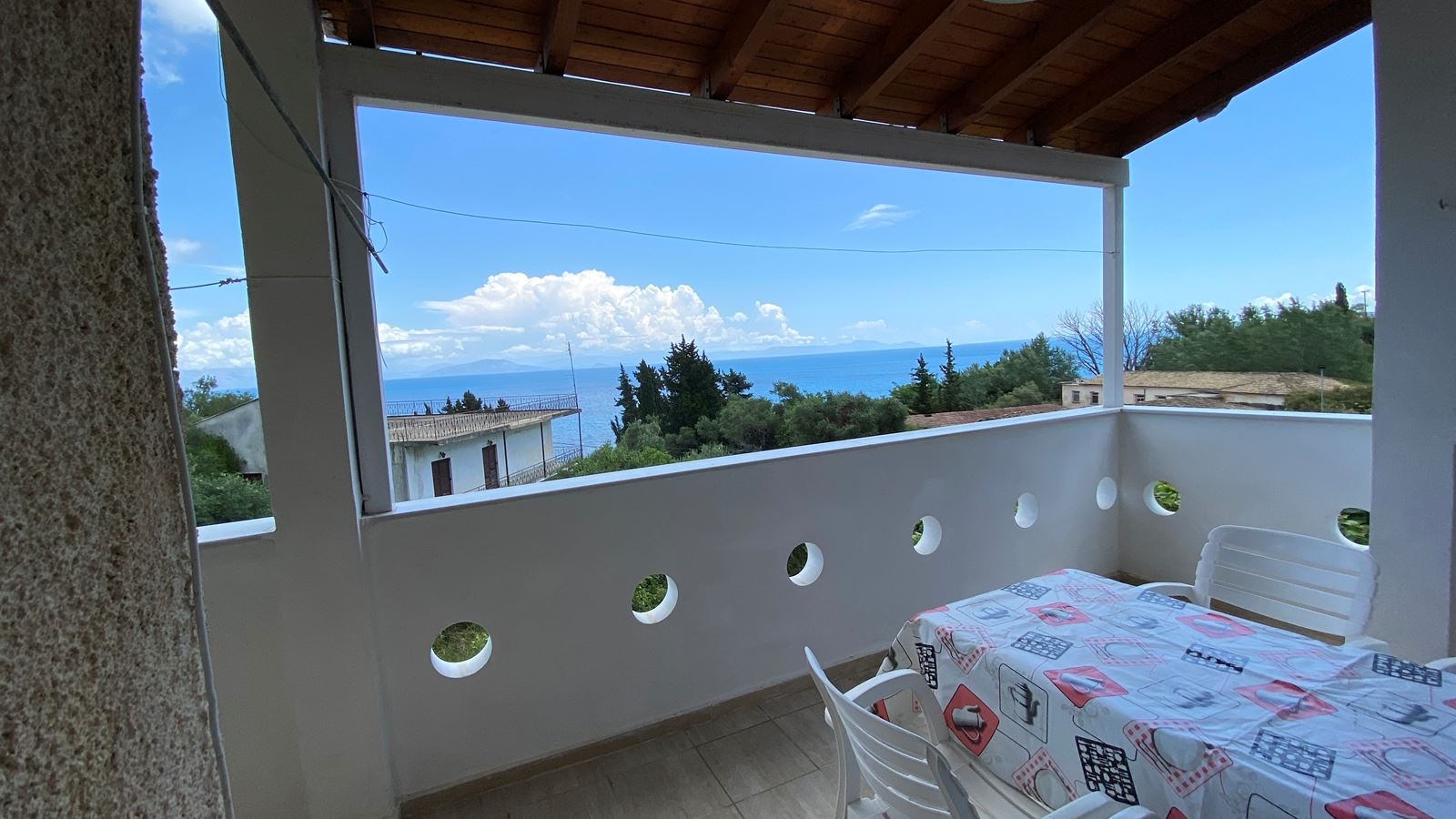 rooms-apartment-2-bedroom-5-pax