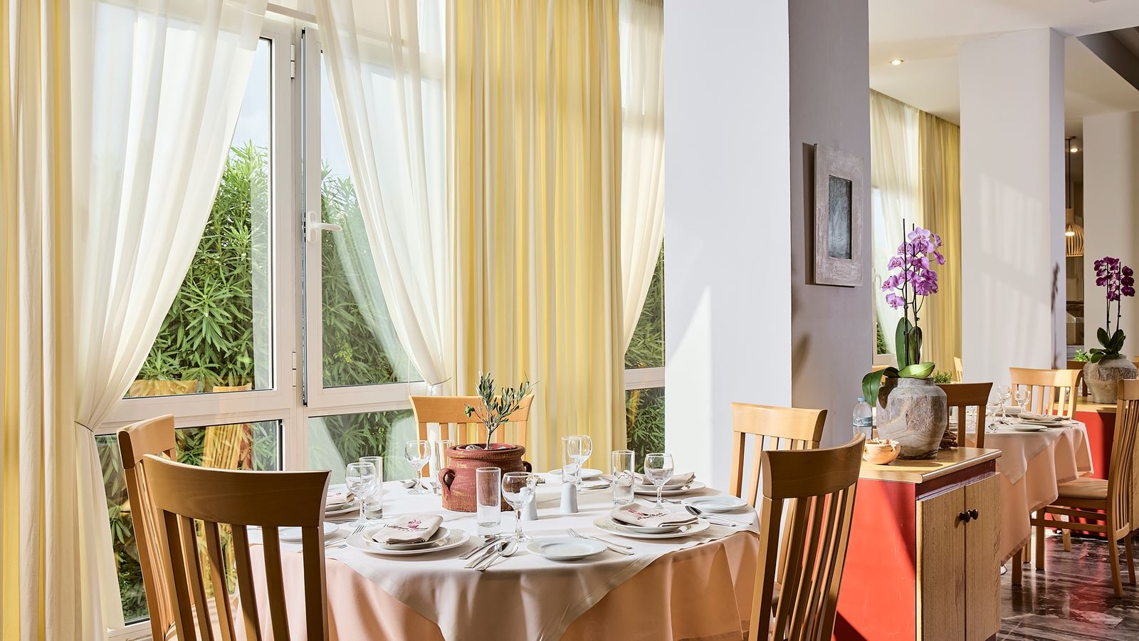 restaurants-main-restaurant