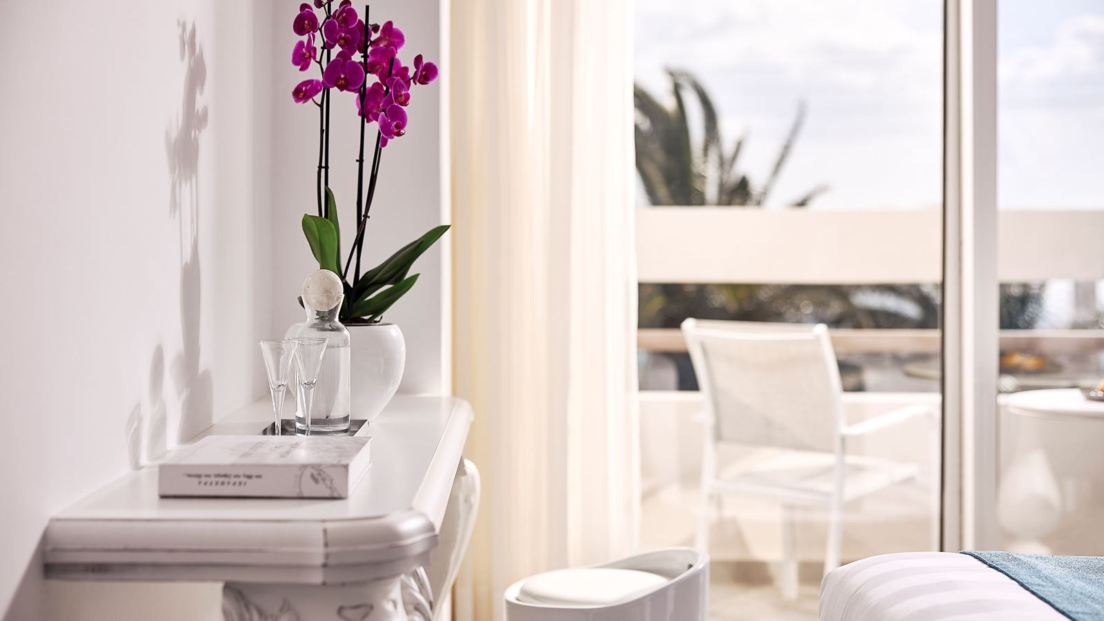 rooms-superior-room-sea-view