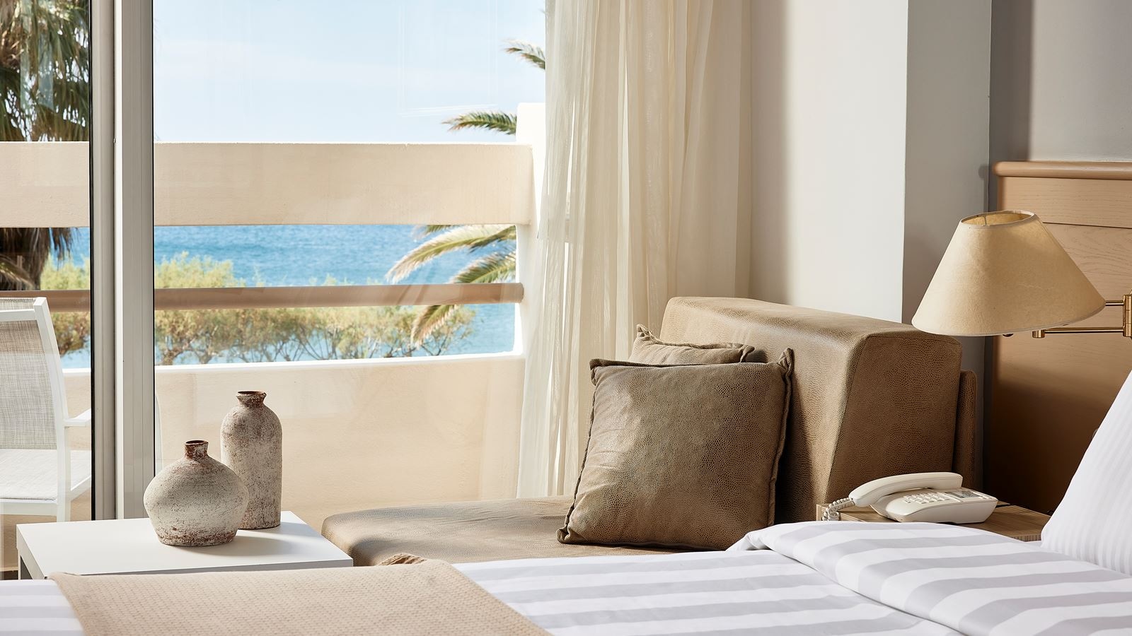 rooms-double-room-sea-view