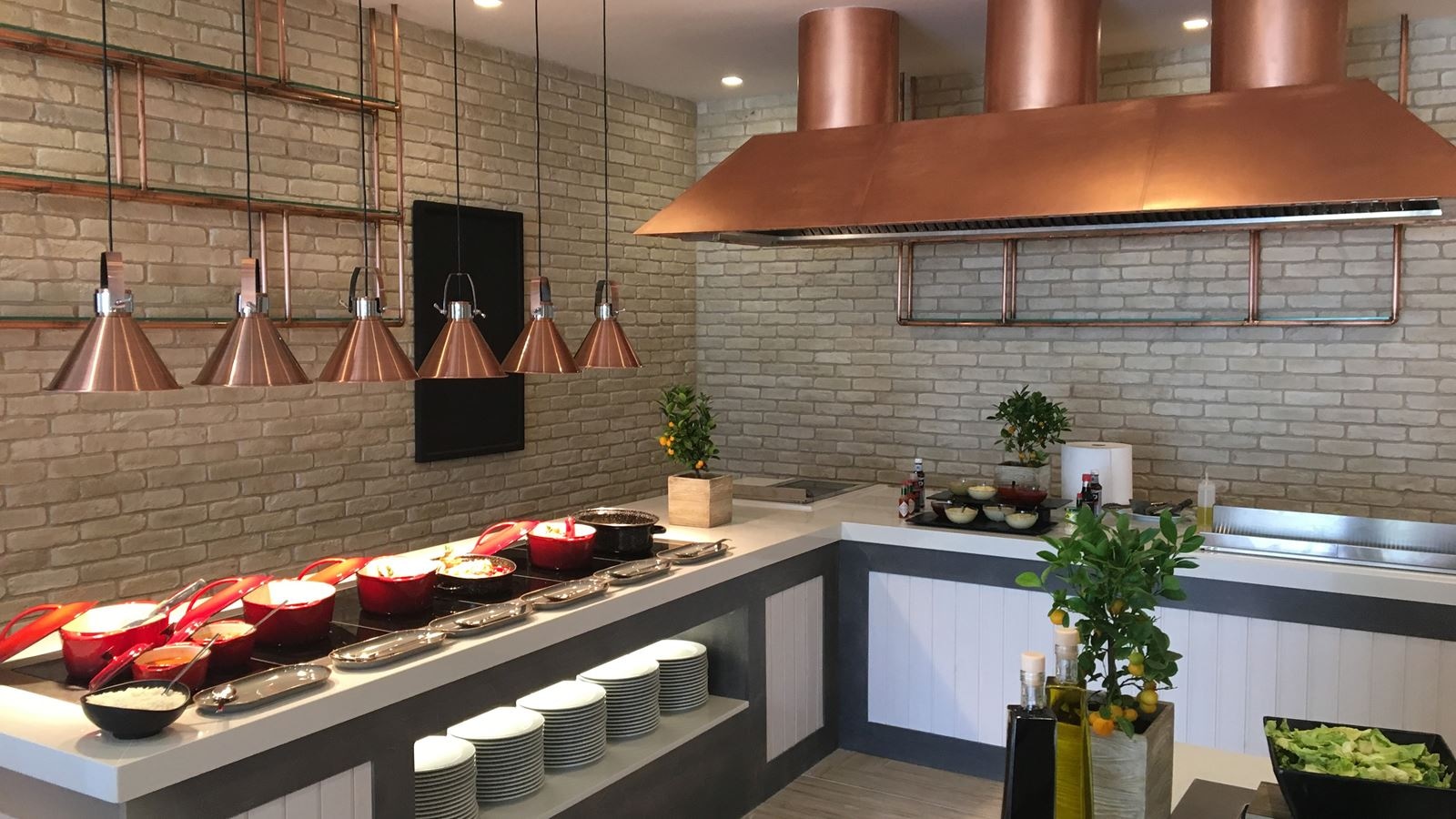 restaurants-luna-rosa