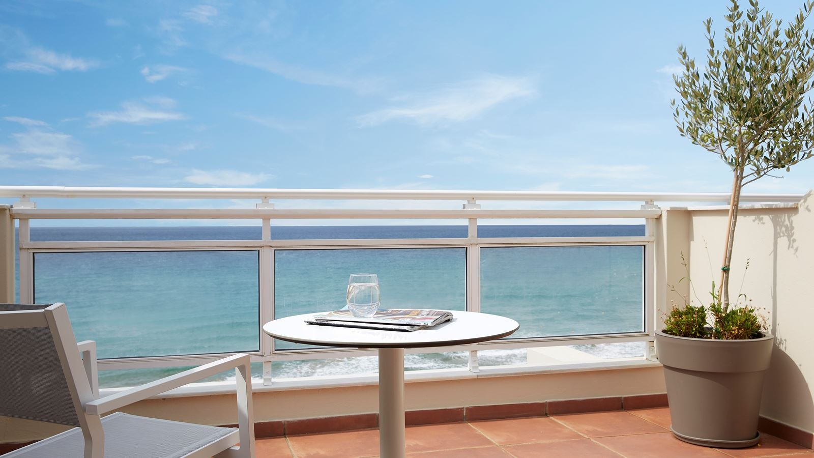 rooms-junior-suite-sea-view