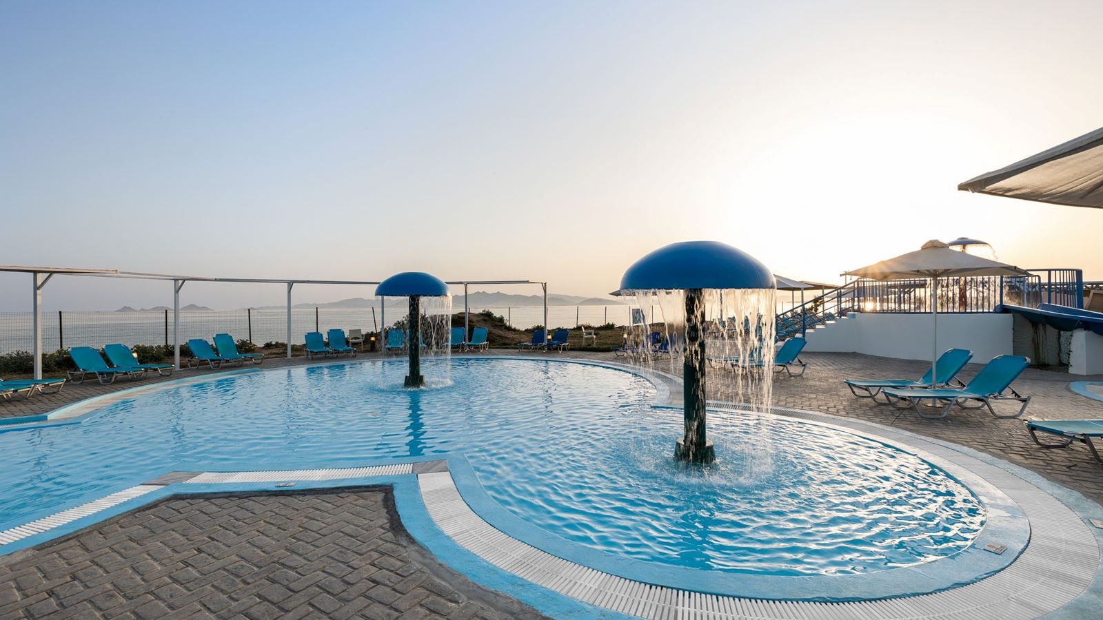 pools-outdoor-childrens-pool